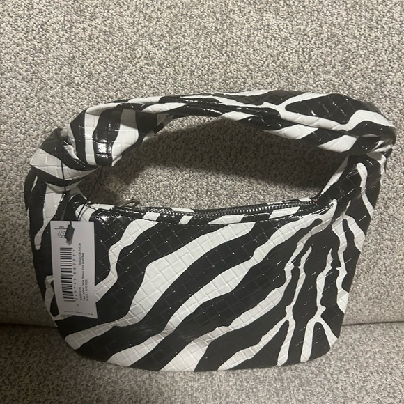 Nasty Gal Black and White Zebra Shoulder Bag - Picture 2 of 3